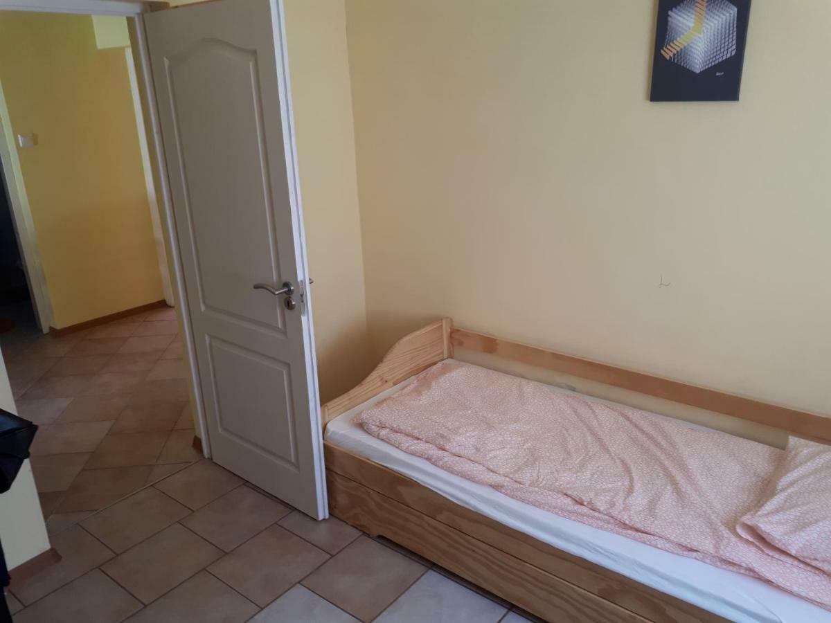 Dyta2 Apartman ハイデゥソボスロー エクステリア 写真